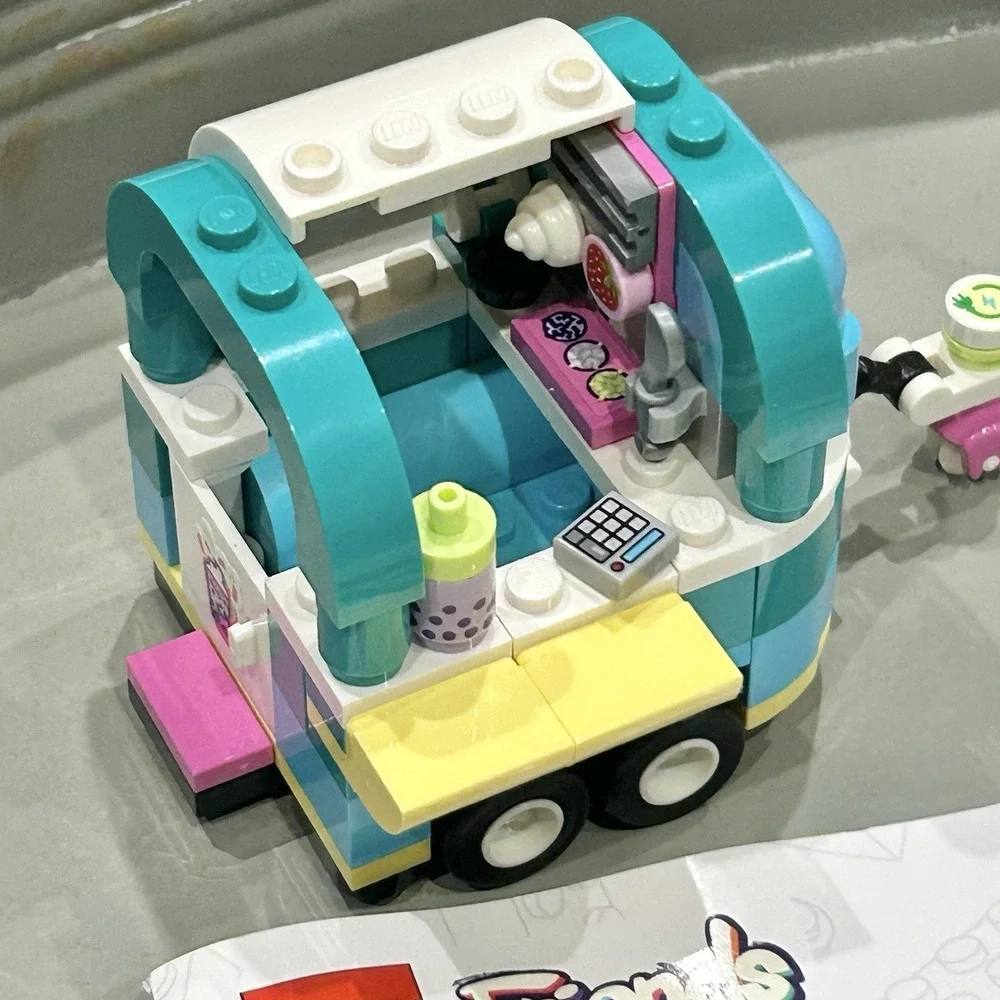 LEGO Friends‎ Mobile Bubble Tea Shop 41733 Building Set 109 Pieces RETIRED